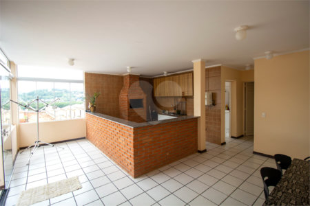 Casa à venda com 3 quartos, sendo 1 suíte, em Jardim São José, São Roque, SP