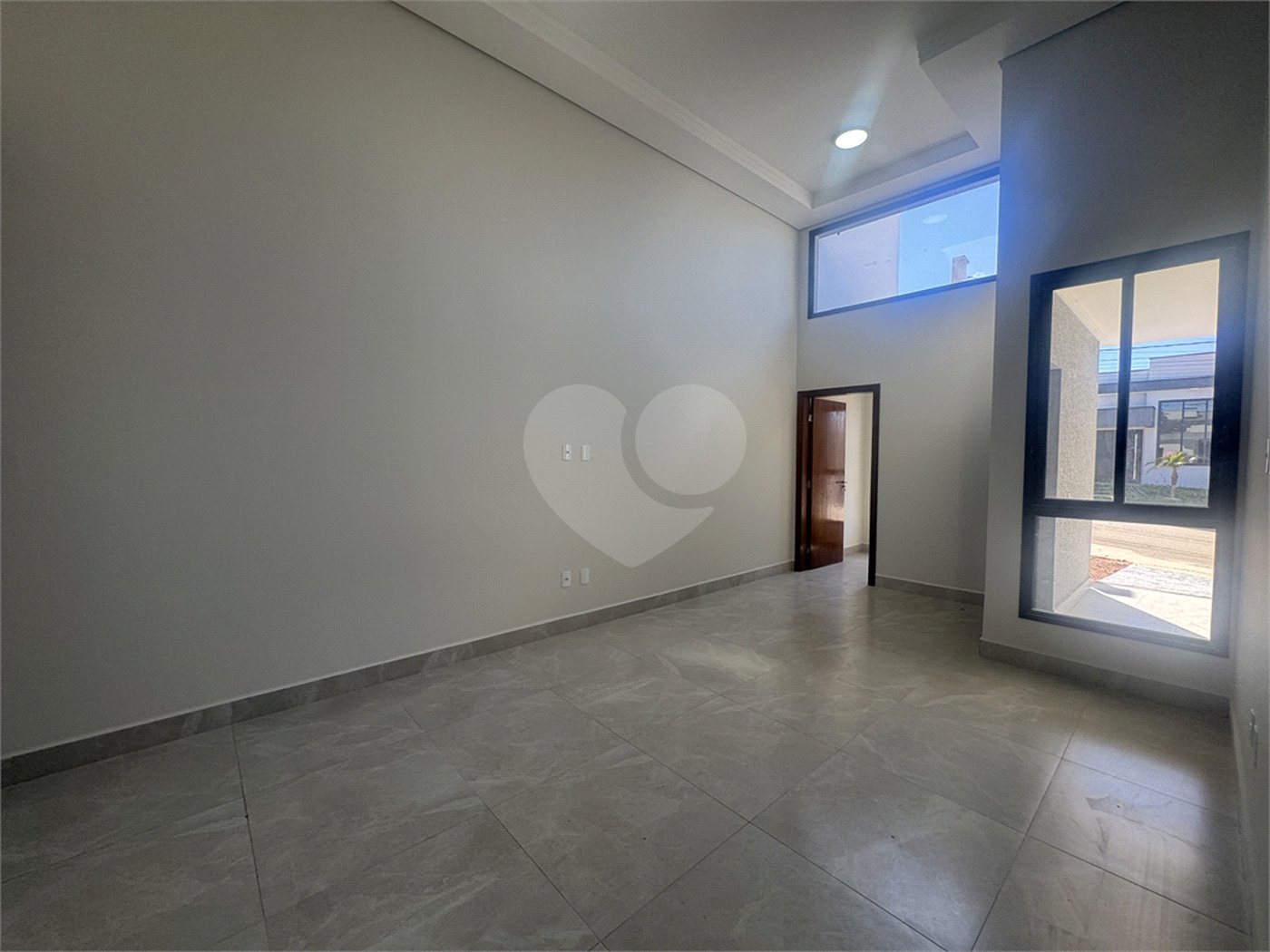 Casa à venda com 3 quartos, sendo 1 suíte, no condomínio Residencial Villagio Wanel, Sorocaba - SP