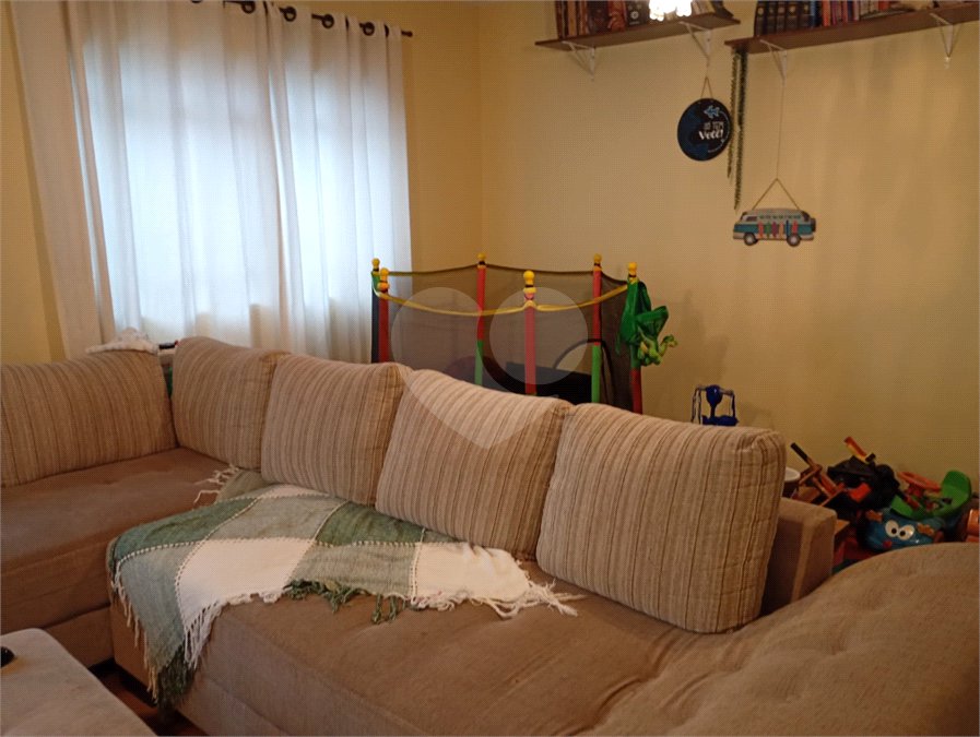 Sobrado à venda ou para alugar com 3 quartos, sendo 1 suíte, em Horto, São Paulo, SP