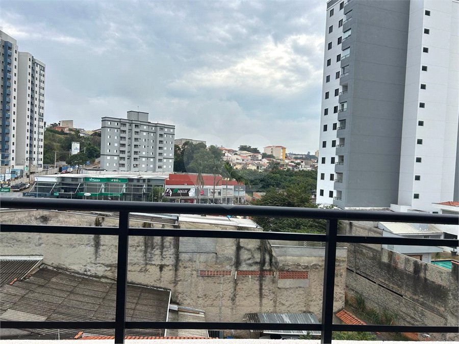 Apartamento à venda com 3 suítes em Vila Lucy, Sorocaba, SP