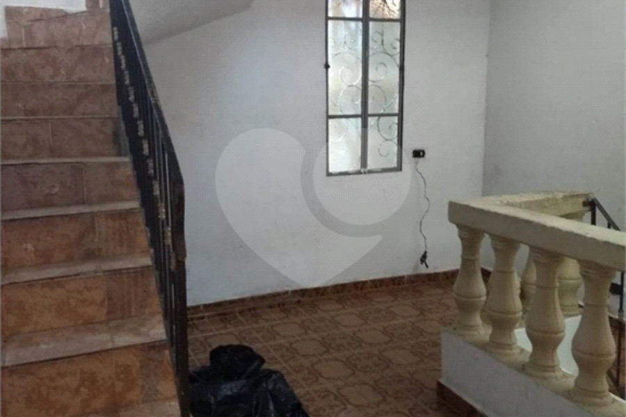 Sobrado à venda com 2 quartos em Tremembé, São Paulo, SP