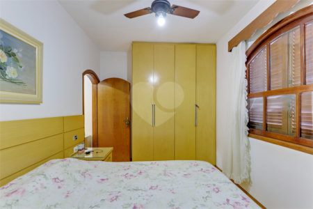 Casa à venda com 3 quartos, sendo 1 suíte, em Alto da Boa Vista, São Paulo, SP