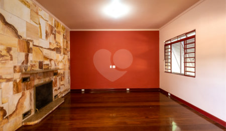 Casa à venda com 4 quartos, sendo 2 suítes,  em Perdizes, São Paulo, SP