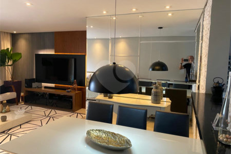 Apartamento à venda com 3 quartos, sendo 1 suíte, em Vila Andrade, São Paulo, SP