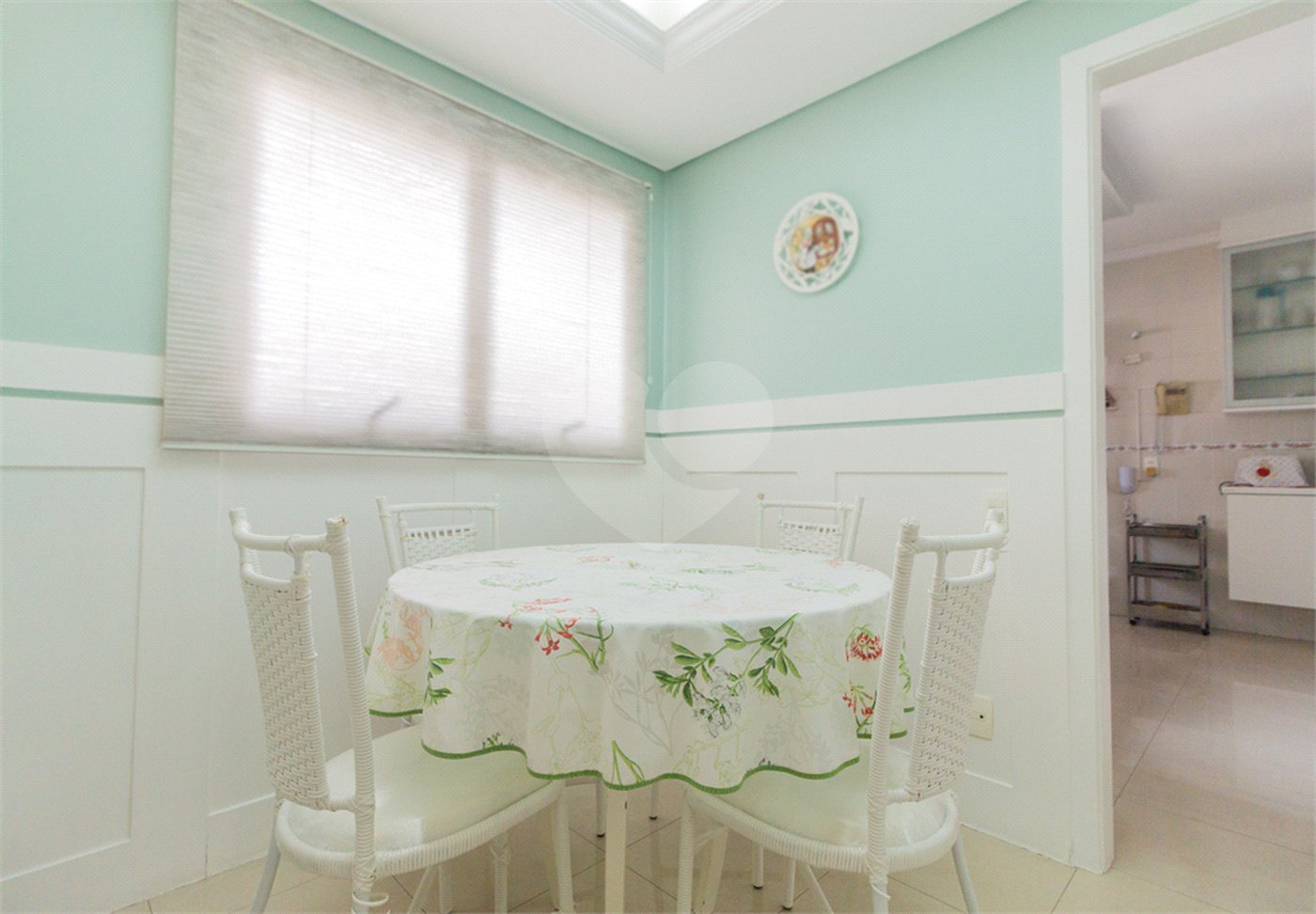 Apartamento à venda com 4 quartos, sendo 3 suítes,  em Indianópolis, São Paulo, SP