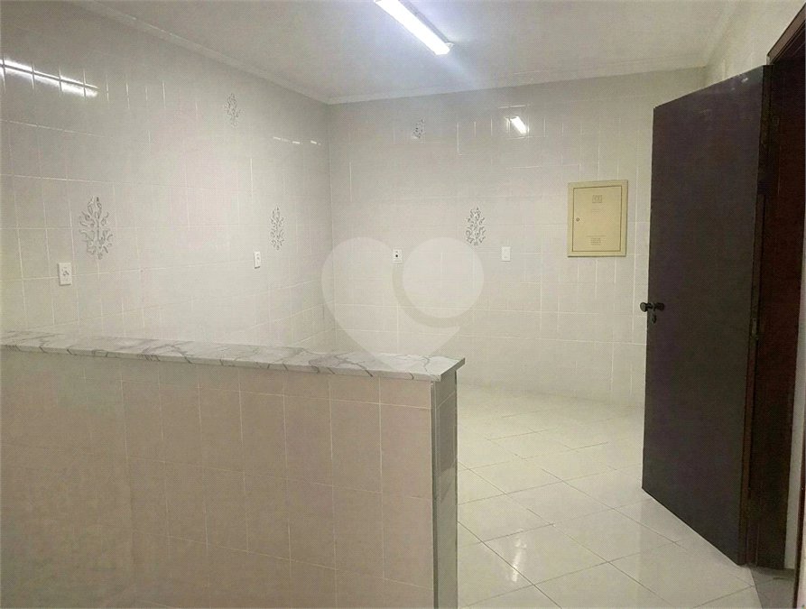Sobrado à venda com 4 quartos, sendo 2 suítes, em Jardim do Mar, São Bernardo do Campo, SP