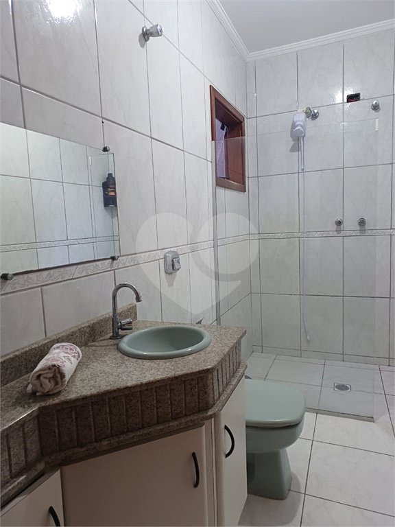 Sobrado à venda com 3 quartos, sendo 1 suíte, em Jardim Regina, Indaiatuba, SP