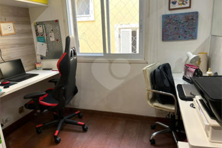 Casa à venda com 3 quartos, sendo 1 suíte, no condomínio Villagio Vicino, São Paulo - SP
