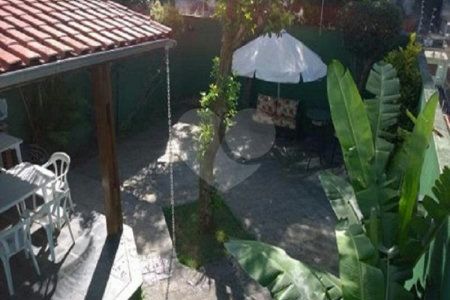 Sobrado à venda com 3 quartos, sendo 1 suíte, em Parada Inglesa, São Paulo, SP