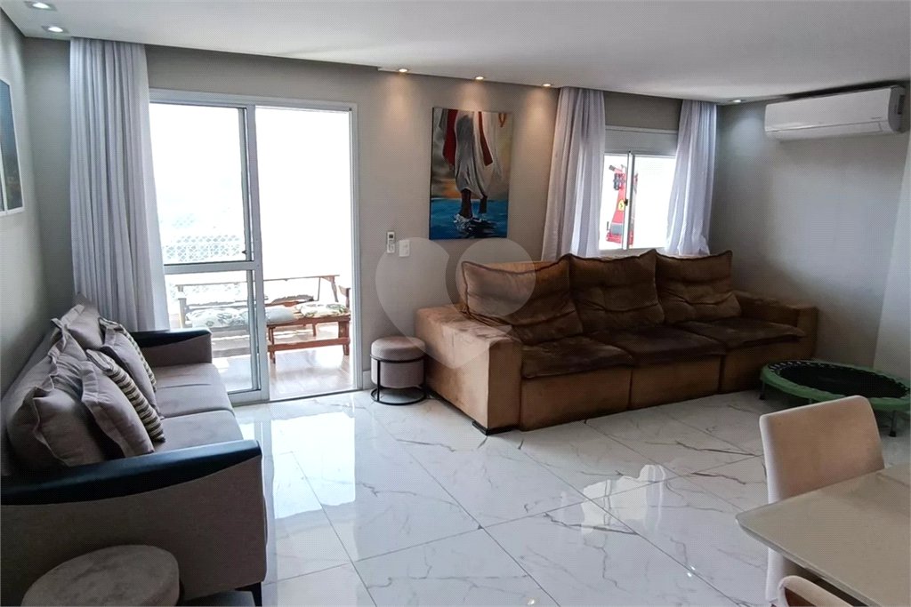 Apartamento à venda com 3 quartos, sendo 1 suíte,  em Jardim Vazani, São Paulo, SP