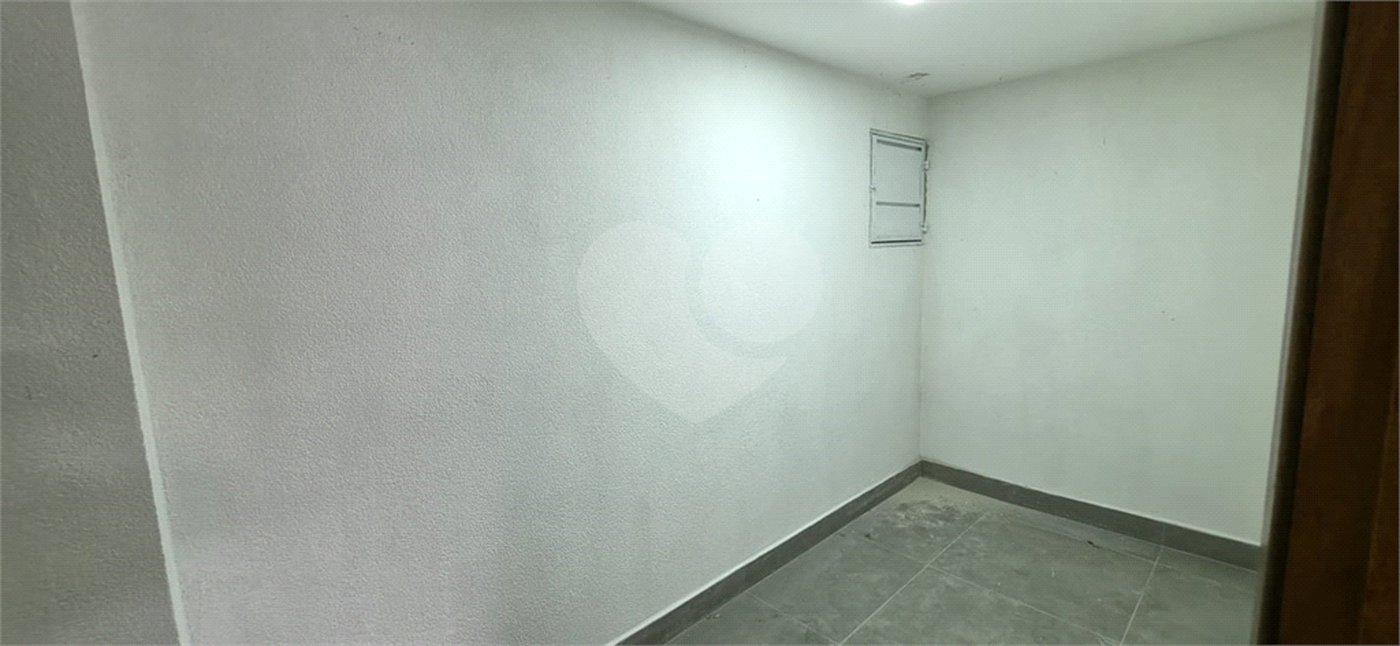 Sobrado à venda com 3 quartos, sendo 1 suíte, em Vila Bonilha, São Paulo, SP
