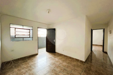 Casa à venda com 6 quartos em Vila Prel, São Paulo, SP