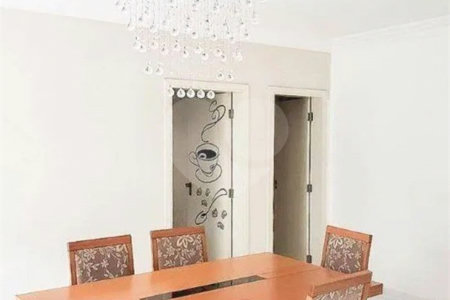 Casa à venda com 5 quartos, sendo 1 suíte, em Vila Santo Estevão, São Paulo, SP
