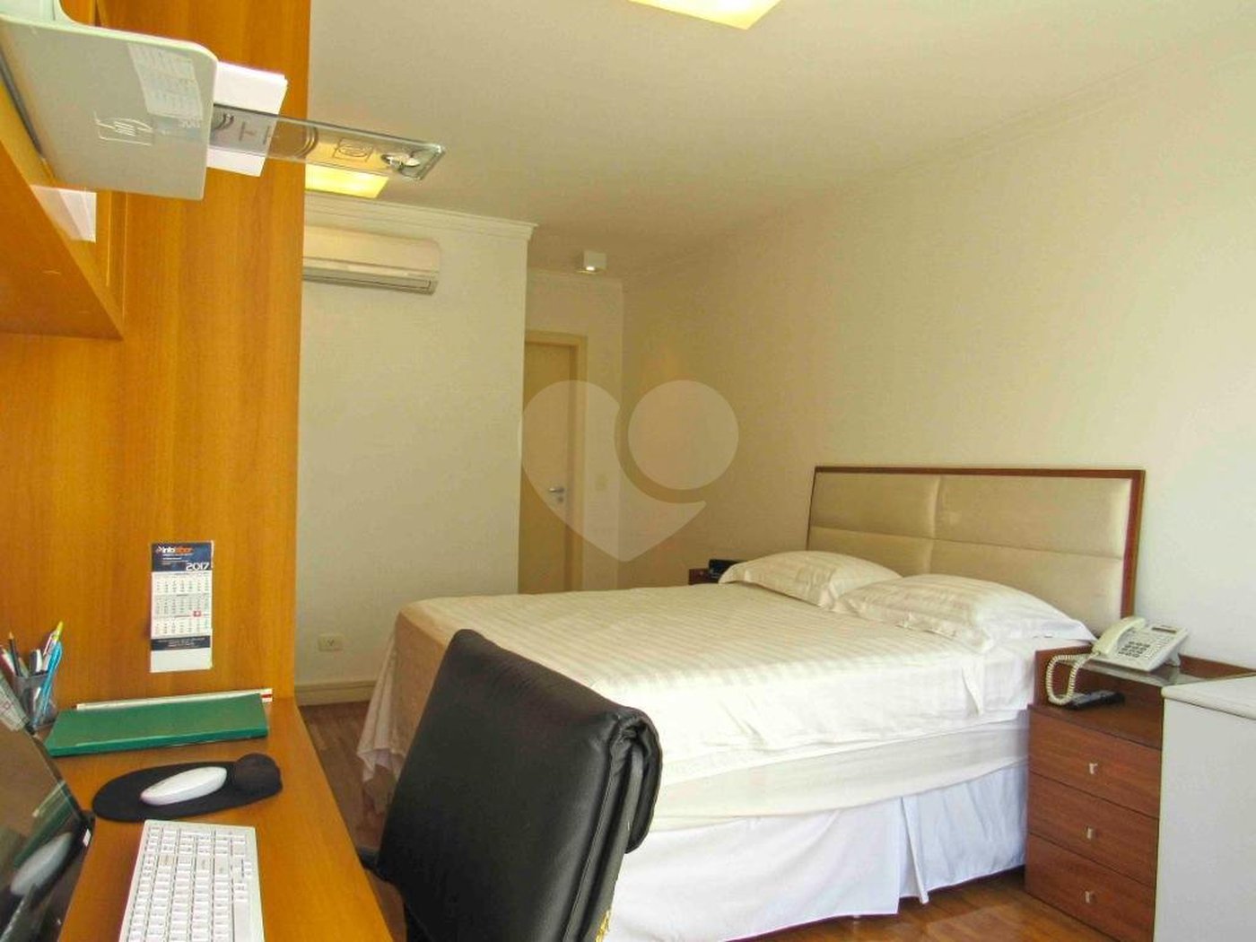 Casa à venda com 4 suítes no condomínio Residencial Giardino Pirandello, São Paulo - SP