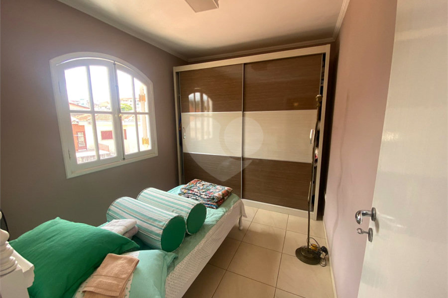 Sobrado à venda com 3 quartos, sendo 1 suíte, em Tremembé, São Paulo, SP