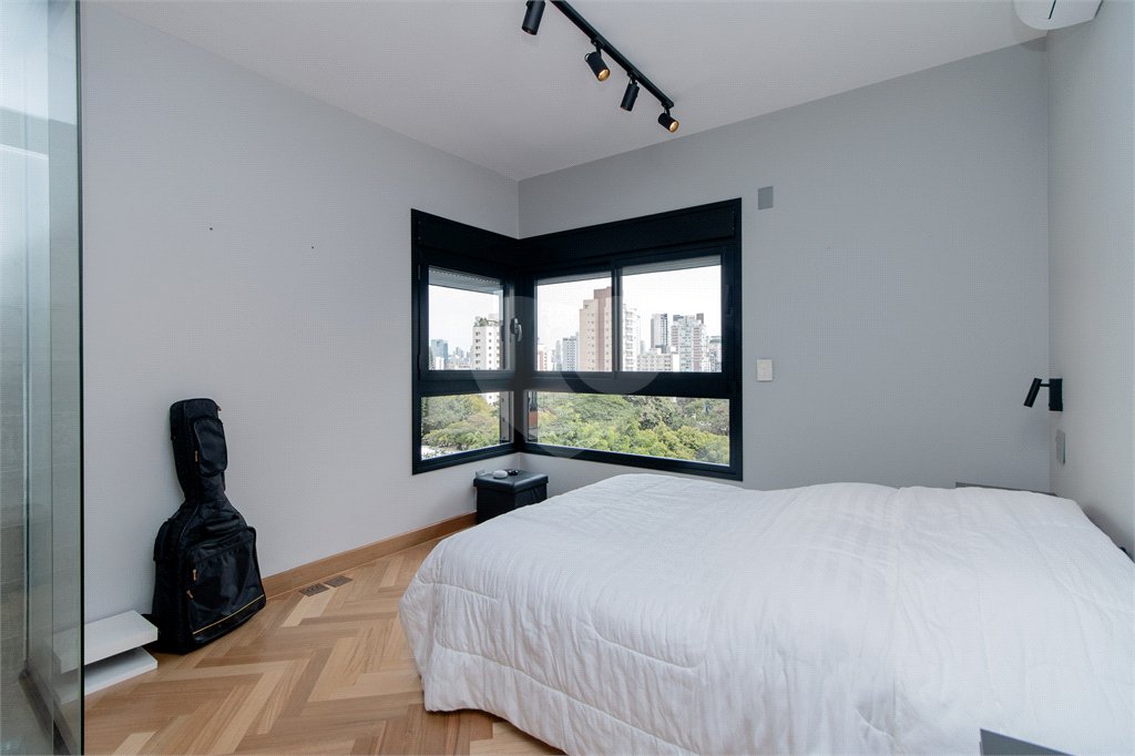 Apartamento à venda com 3 suítes em Vila Olímpia, São Paulo, SP