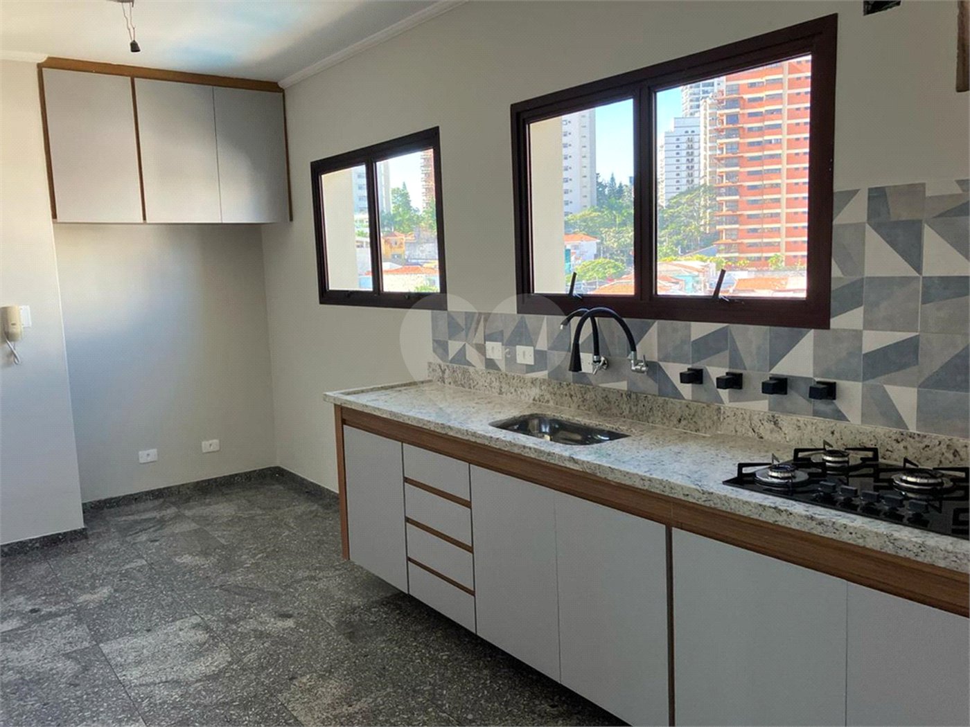 Apartamento à venda com 4 quartos, sendo 3 suítes, em Água Fria, São Paulo, SP
