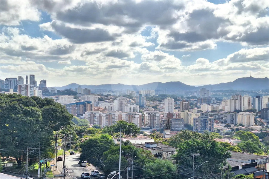 Apartamento à venda com 2 quartos em Vila Madalena, São Paulo, SP