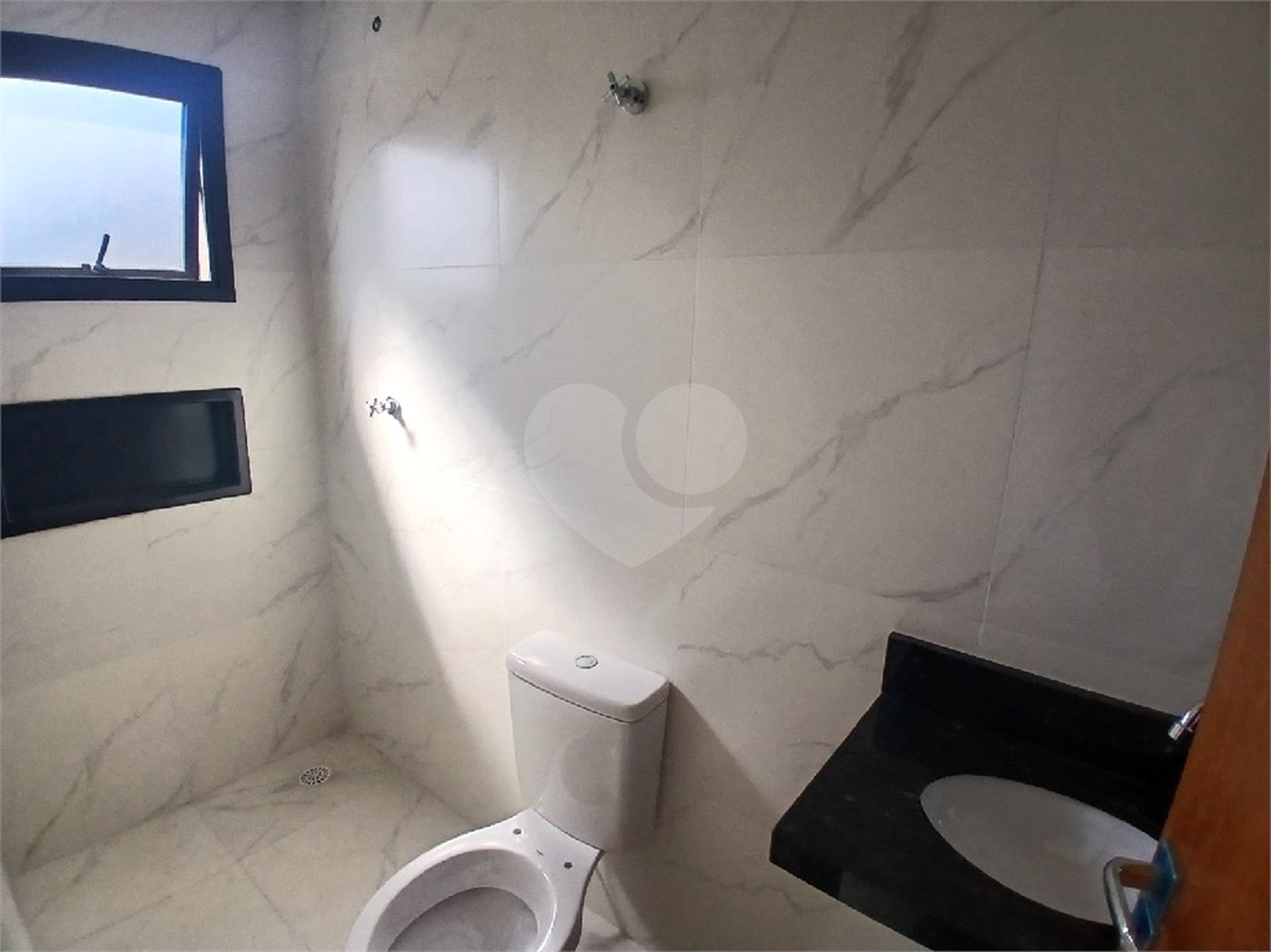 Casa à venda com 1 quarto no condomínio Sintra, São Paulo - SP