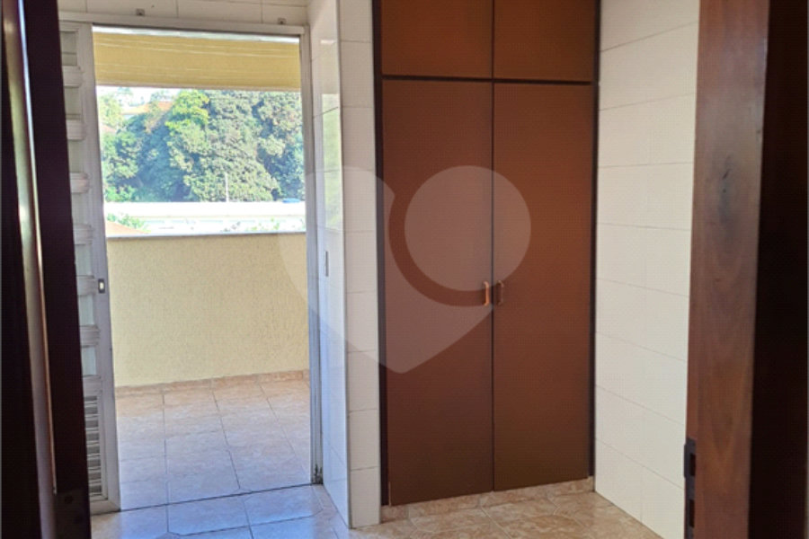 Sobrado à venda com 4 quartos, sendo 1 suíte, em Vila Pereira Barreto, São Paulo, SP