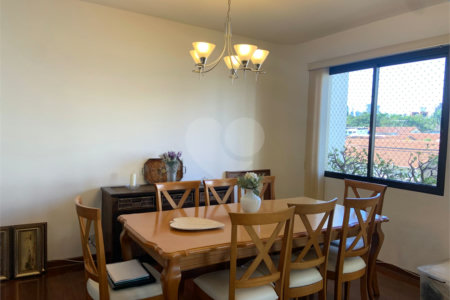 Apartamento à venda com 4 quartos, sendo 3 suítes,  em Pinheiros, São Paulo, SP
