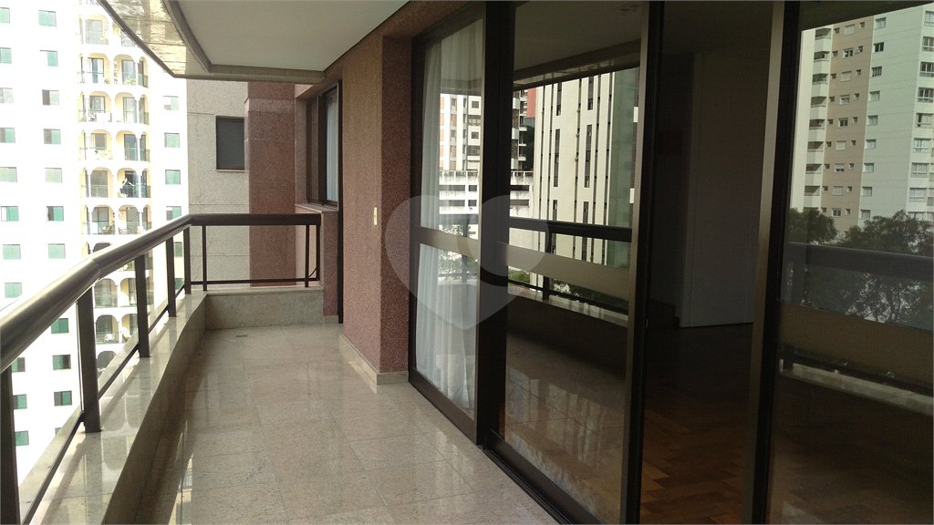 Apartamento à venda com 4 suítes em Vila Suzana, São Paulo, SP