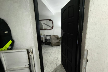 Sobrado à venda com 2 quartos, sendo 1 suíte, em Jardim Jamaica, São Paulo, SP