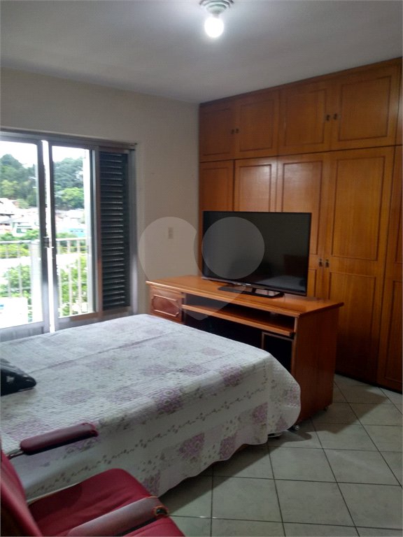 Casa à venda com 5 quartos, sendo 1 suíte, em Vila Fazzeoni, São Paulo, SP