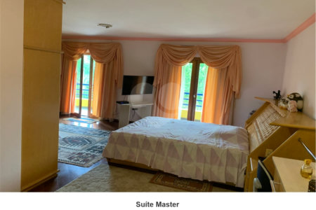 Casa à venda com 4 quartos, sendo 2 suítes, no condomínio Aruã, Mogi das Cruzes - SP