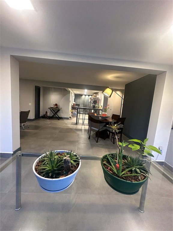Apartamento à venda com 2 suítes em Jardim Caboré, São Paulo, SP