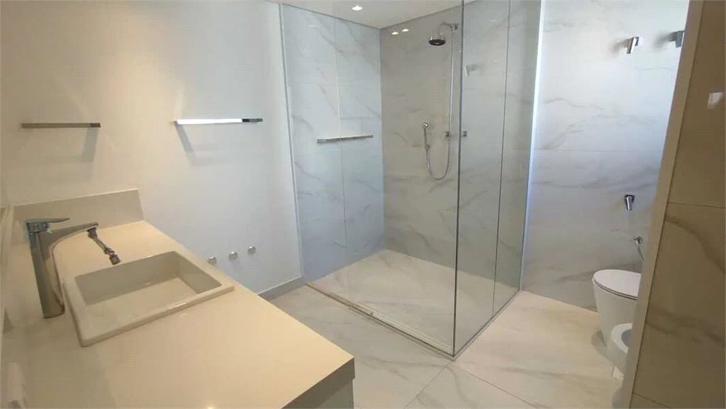 Duplex para alugar com 3 suítes em Real Parque, São Paulo, SP