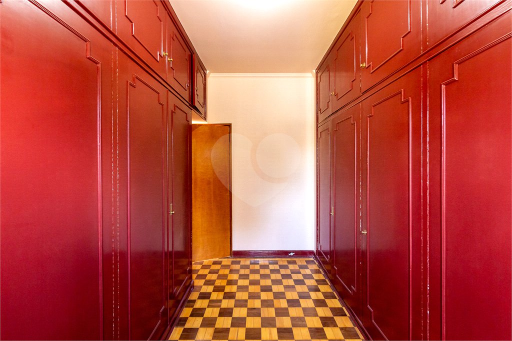 Casa à venda com 4 quartos, sendo 2 suítes, em Perdizes, São Paulo, SP