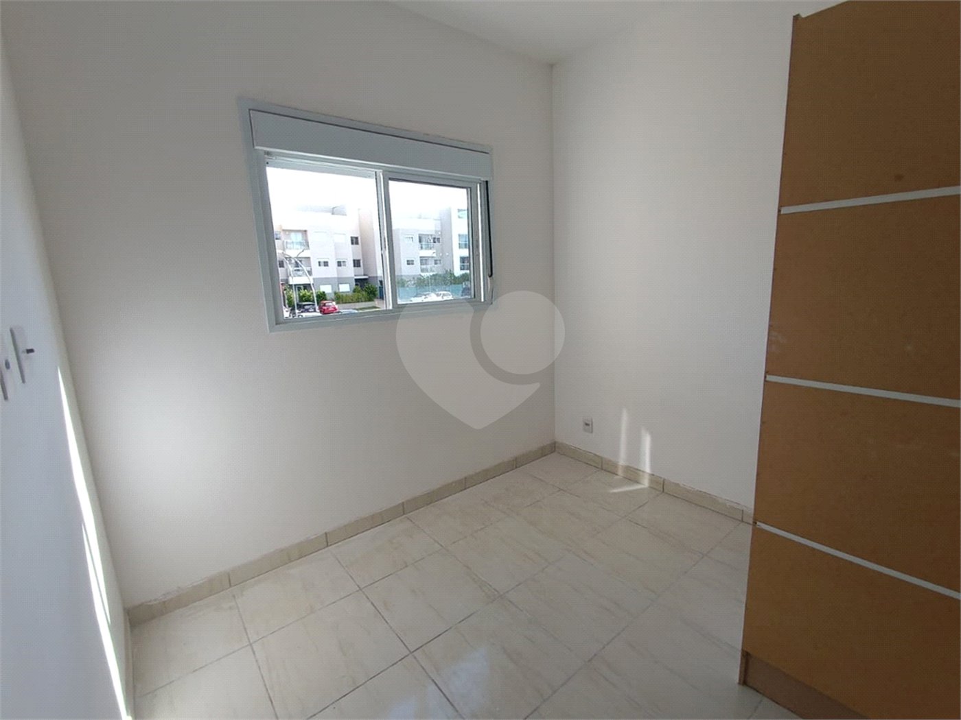 Apartamento à venda com 2 quartos, sendo 1 suíte,  em Bairro do Cambará, São Roque, SP