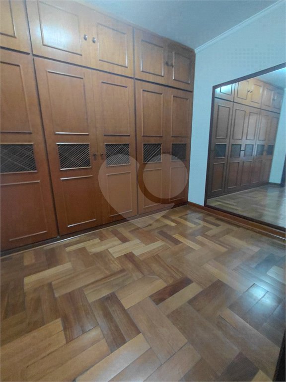 Casa à venda com 4 suítes no condomínio Ville Bourghese, São Paulo - SP