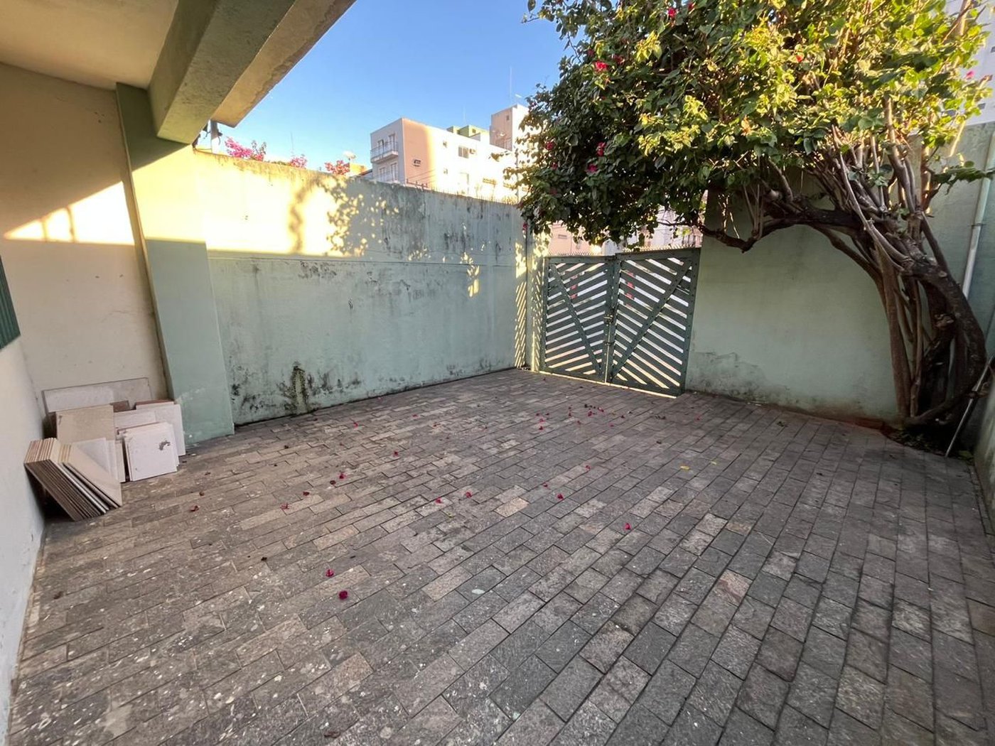 Casa com 1 dormitório à venda, 80 m² por R$ 300.000,00 - Loteamento João Batista Julião - Guarujá/SP