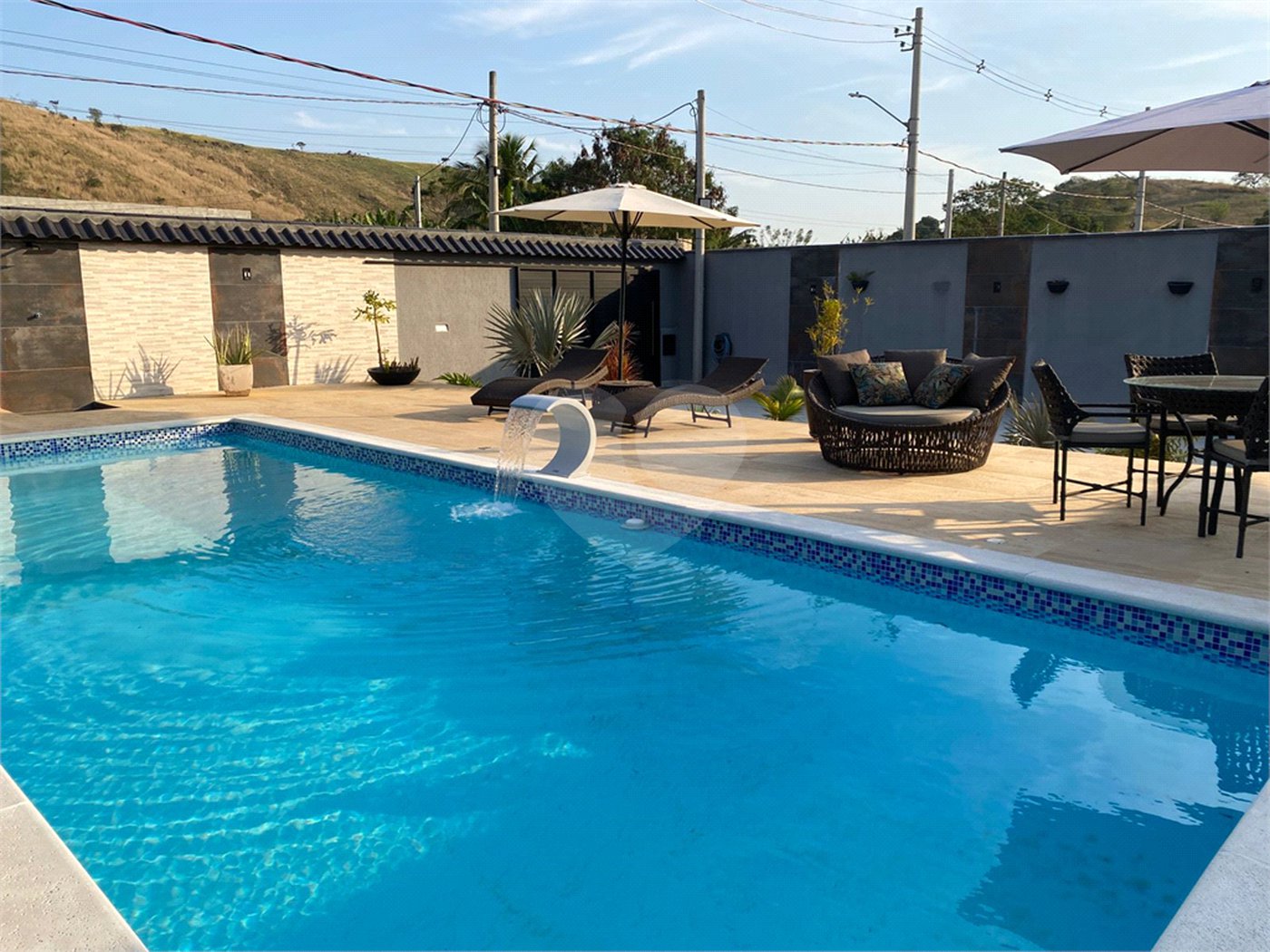 Casa à venda com 1 suíte em Campo Grande, Rio de Janeiro, RJ