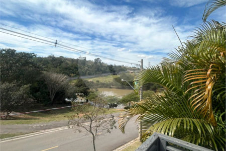Casa à venda com 3 suítes no condomínio Campo de Toscana, Vinhedo - SP