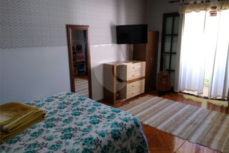 Casa à venda com 4 quartos, sendo 1 suíte,  em Jardim São Francisco, Mogi das Cruzes, SP