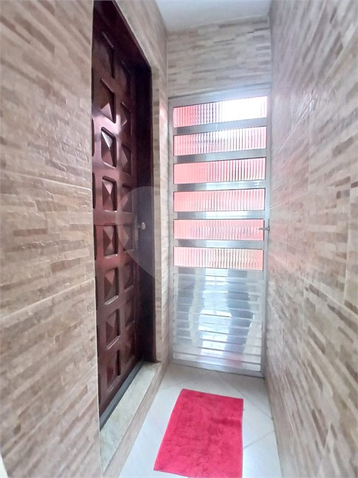 Casa à venda com 3 quartos, sendo 1 suíte, em Vila Rica, São Paulo, SP
