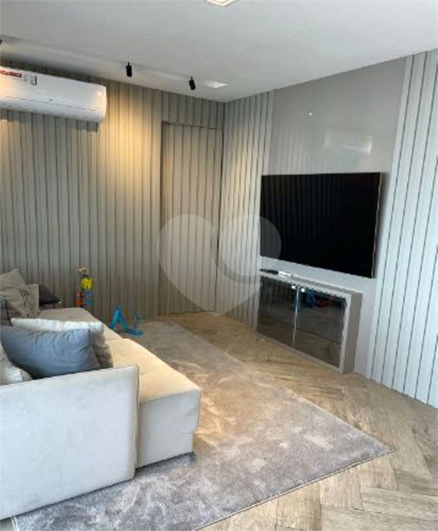 Apartamento à venda com 4 quartos, sendo 1 suíte,  em Parque São Jorge, São Paulo, SP