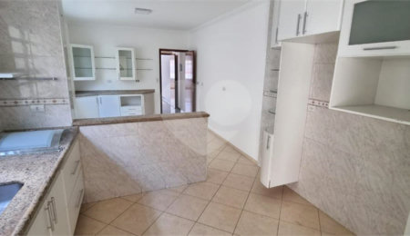 Sobrado à venda com 3 suítes em Vila Nair, São Paulo, SP