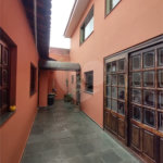 Casa com 300m² , 4 dormitórios , sendo 2 suítes , 5 vagas , à venda no bairro Curuçá , em Santo André.