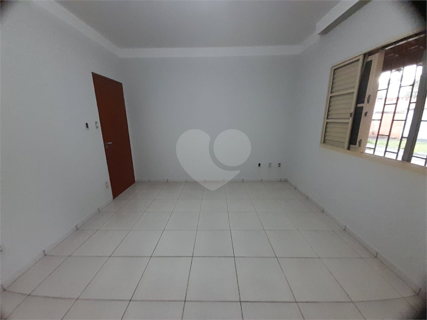 Casa de Alto Padrão à Venda e Locação no Parque Santa Mônica - São Carlos