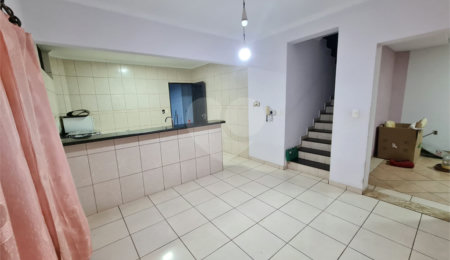 Casa à venda com 3 quartos, sendo 1 suíte,  em Jardim das Torres, São Carlos, SP