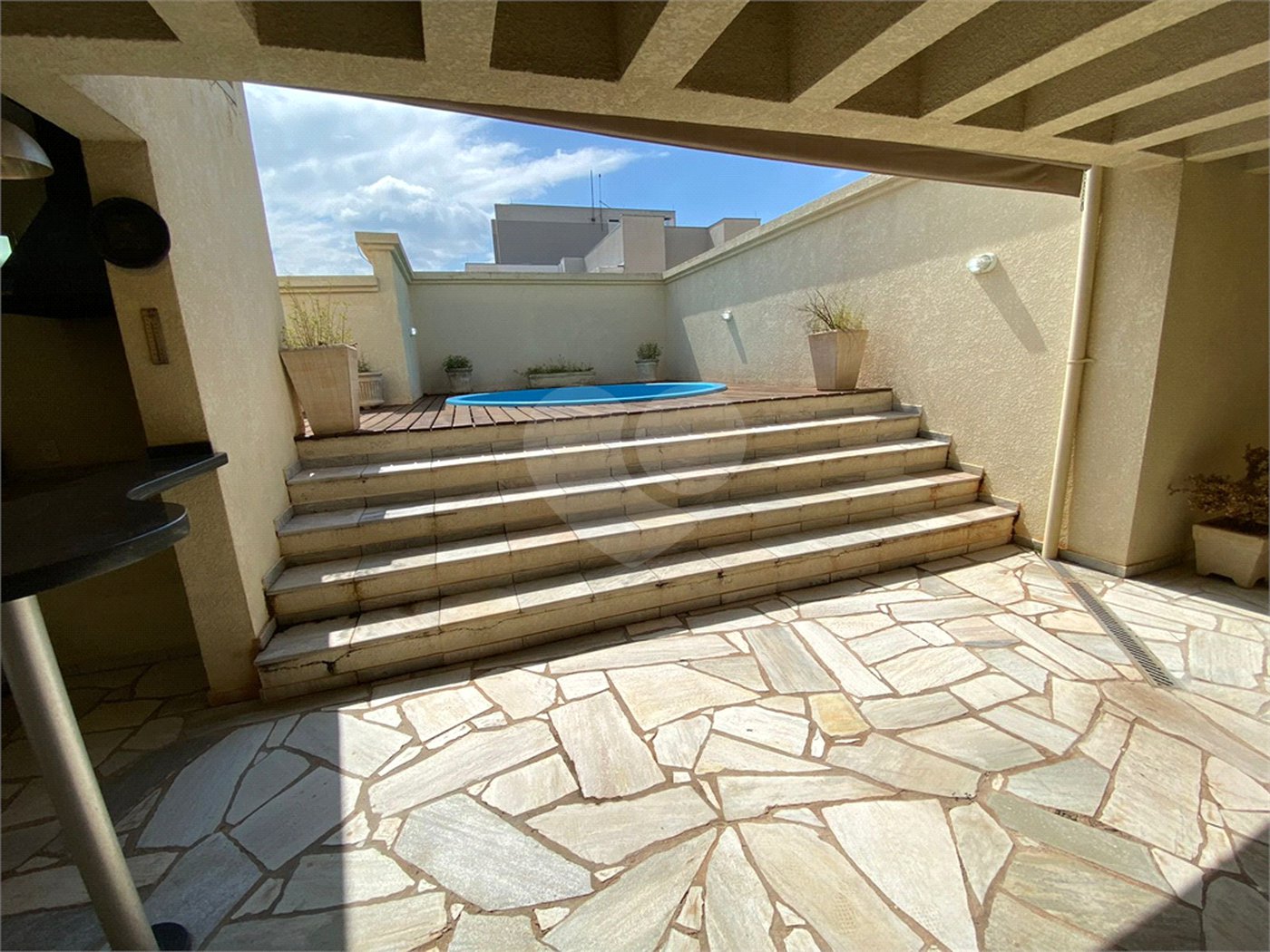 Apartamento Duplex no Condomínio Giardino de Rovello