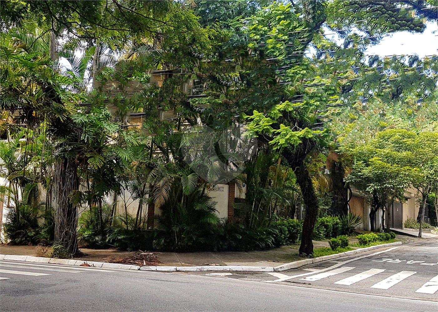 Sobrado à venda com 3 quartos, sendo 1 suíte, em Brooklin Velho, São Paulo, SP