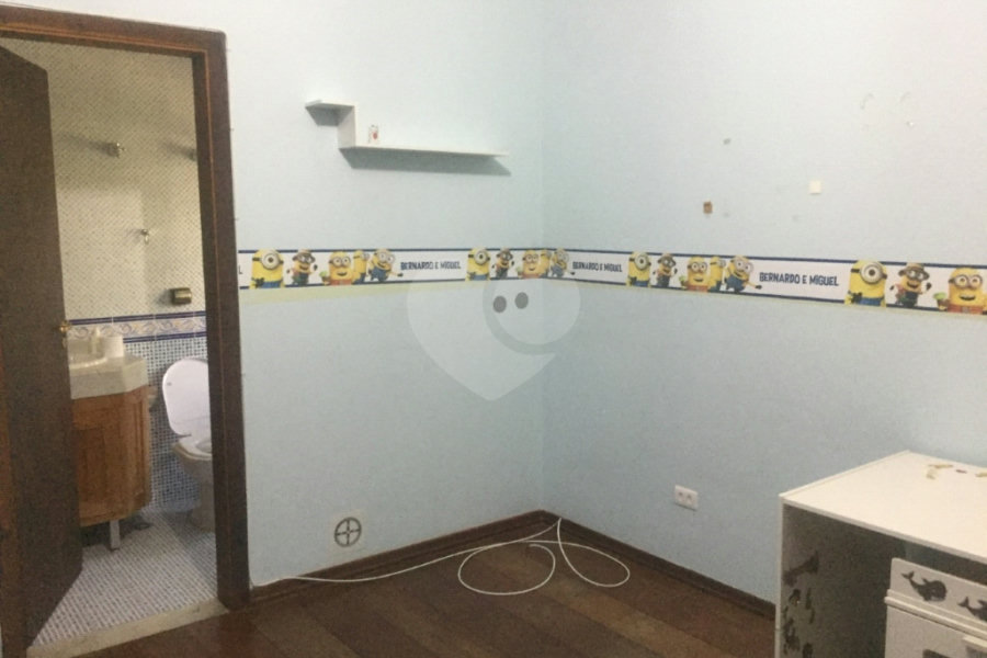 Sobrado à venda com 4 quartos, sendo 3 suítes, em Jardim Virginia Bianca, São Paulo, SP