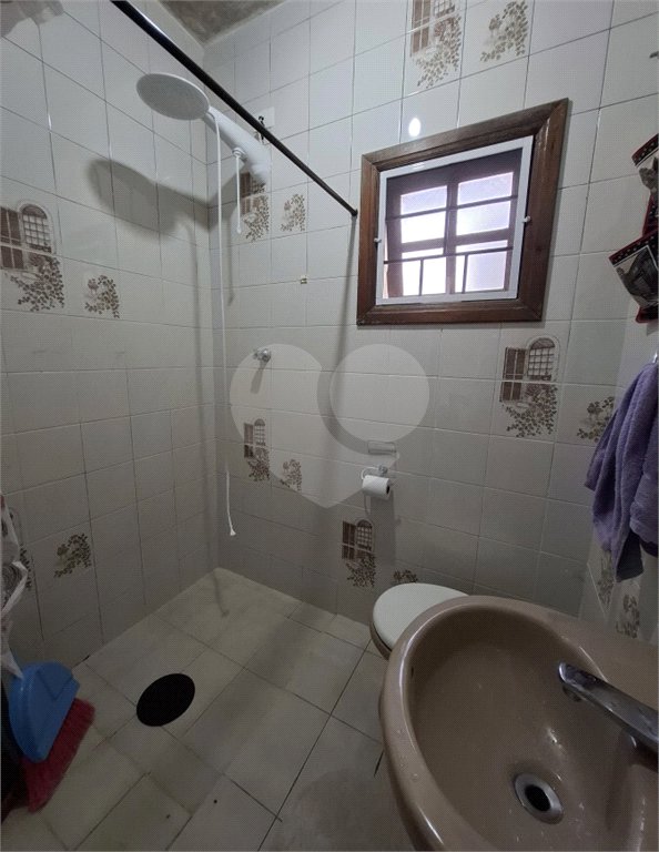 Casa à venda com 6 quartos, sendo 1 suíte,  em Vila Vitória, Mogi das Cruzes, SP