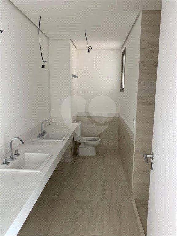 Apartamento à venda com 4 suítes em Vila Olímpia, São Paulo, SP