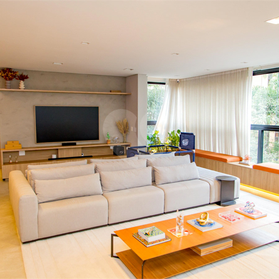 Jardim Paulista, com 174m², 3 suítes e 3 vagas de garagem
